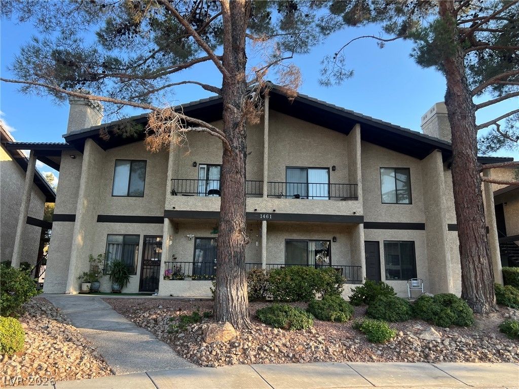 1461 Tamareno Circle C — photo 2 of 11