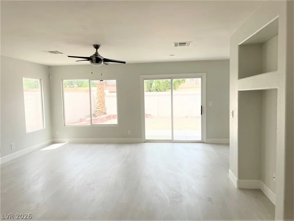 10108 Basalt Hollow Avenue — photo 4