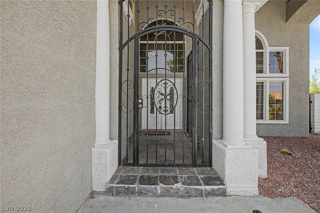 1931 Del Font Court — photo 5