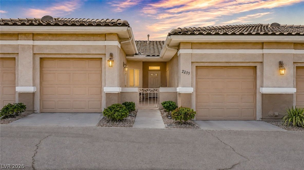 2235 Canyon Song Avenue — photo 3