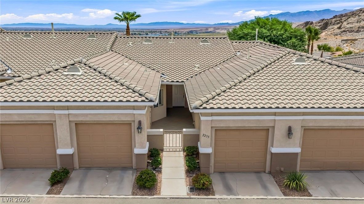 2235 Canyon Song Avenue — photo 4