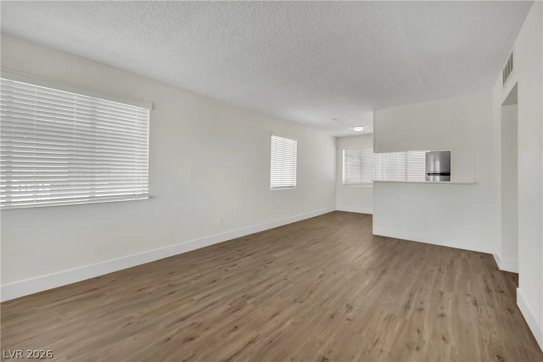 1304 Rexford St. Place 1 — photo 4