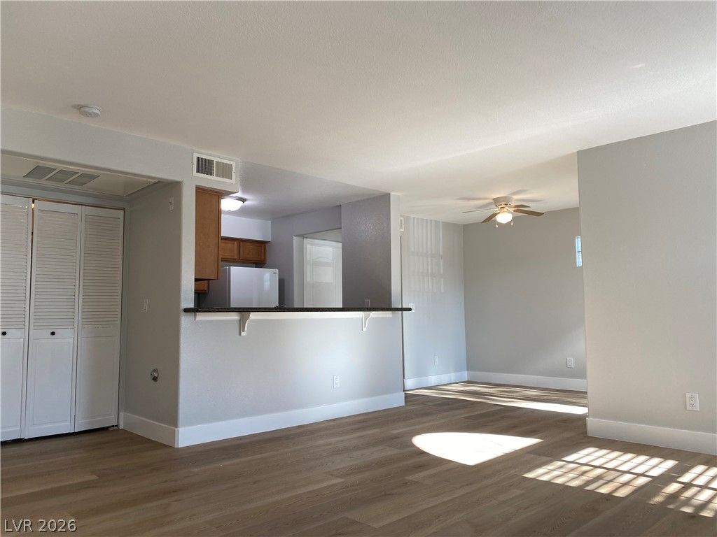 3145 East Flamingo Road 1041 — photo 5 of 20