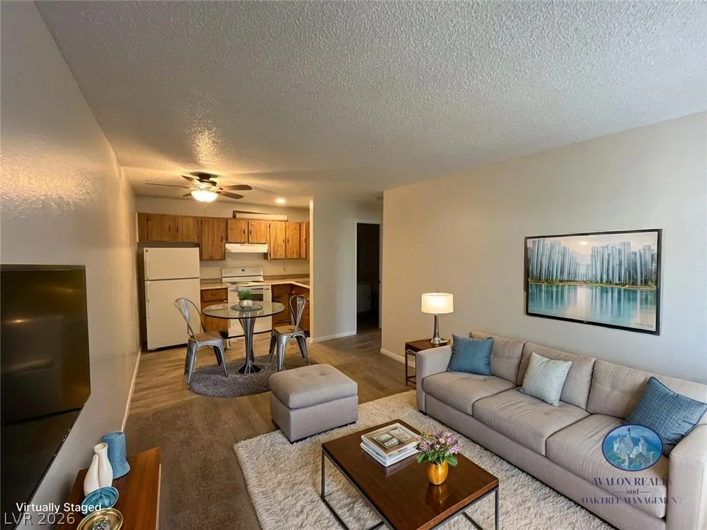 4955 JEFFREYS Avenue 212 — photo 3 of 9