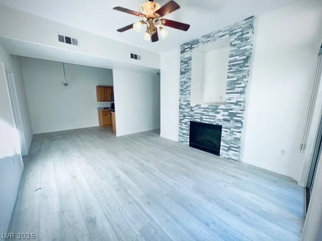 2305 West HORIZON RIDGE PW Parkway 2912 — photo 4