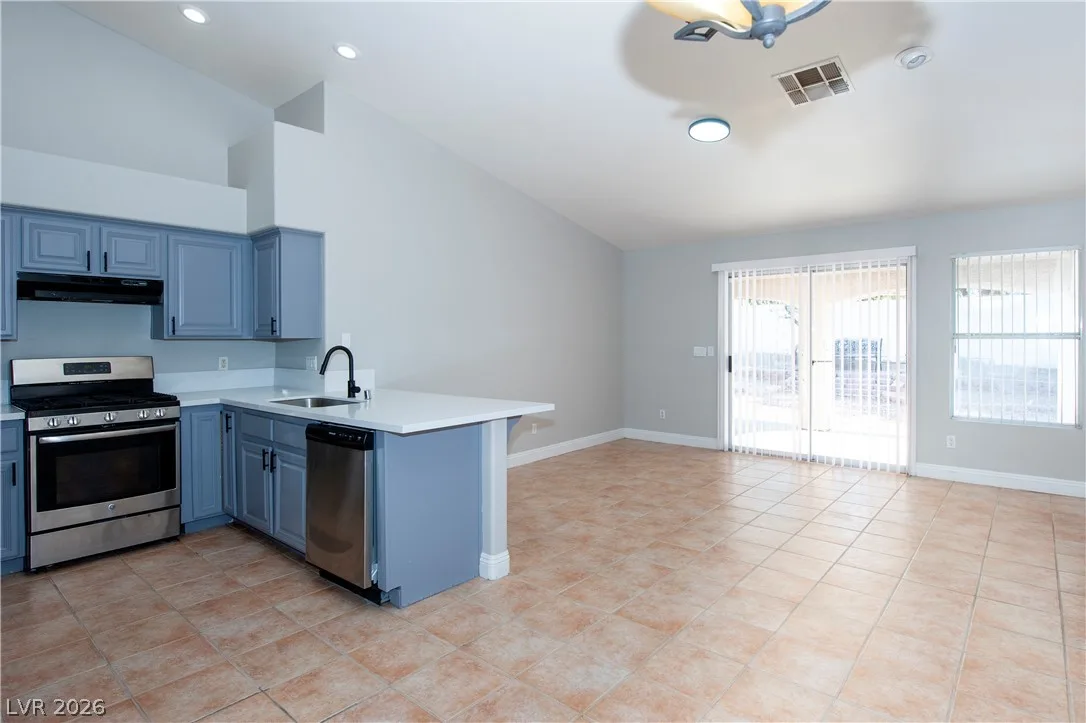 921 English Heather Drive — photo 4