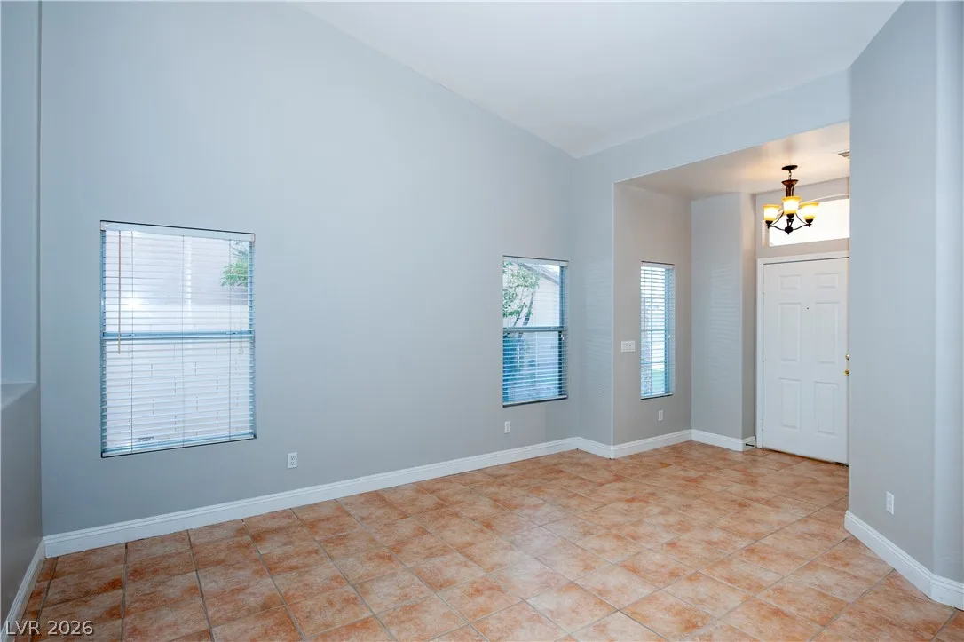 921 English Heather Drive — photo 5