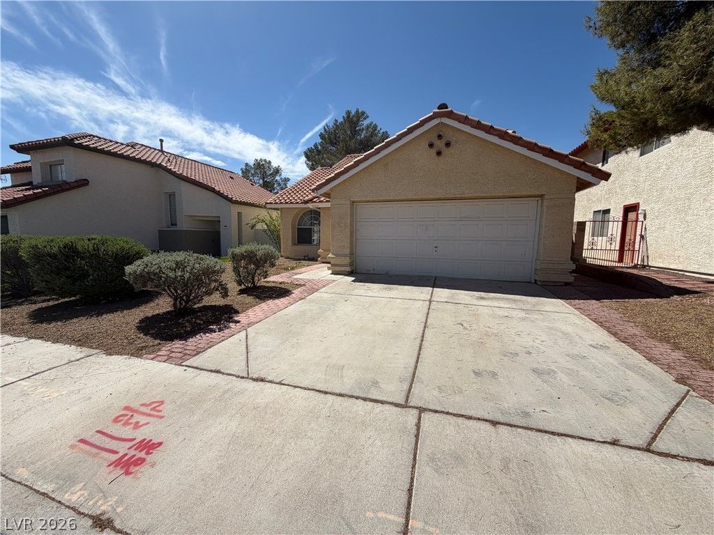 9509 Swan Bay Drive — photo 2