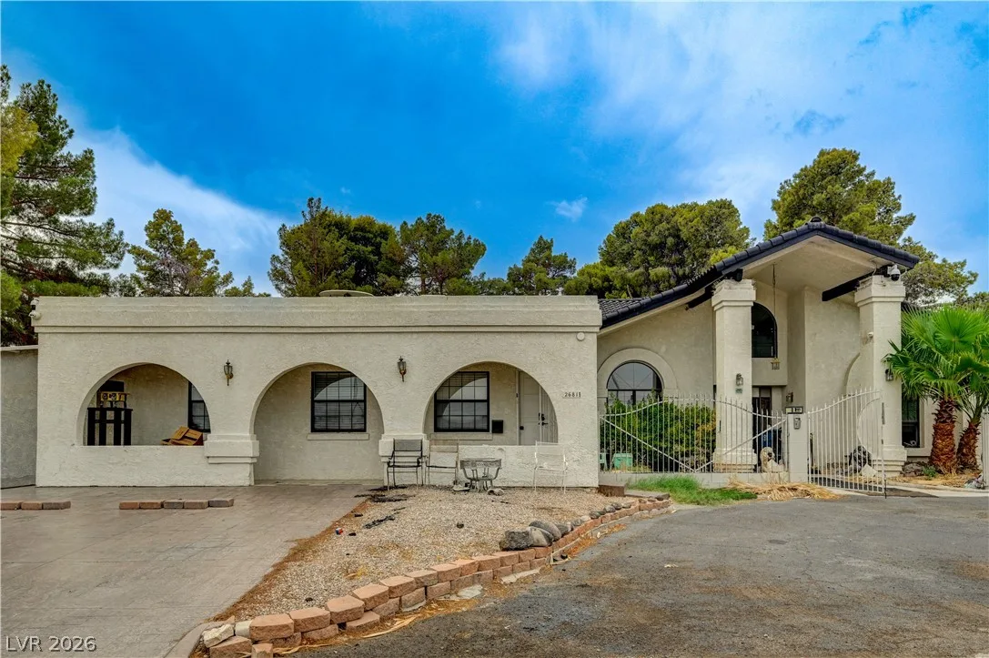 2681 East Hacienda Avenue — photo 3