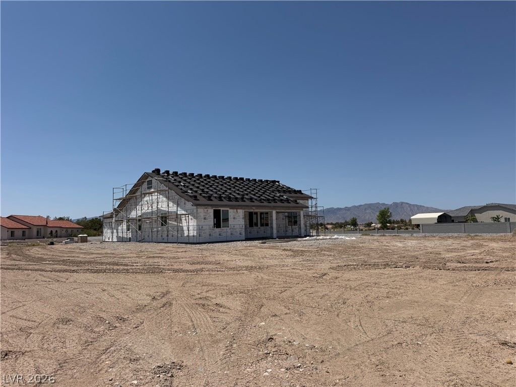1520 East Cavalry Street — photo 2 of 35