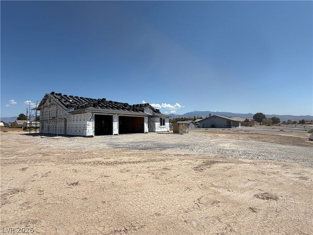 1520 East Cavalry Street — photo 4 of 35