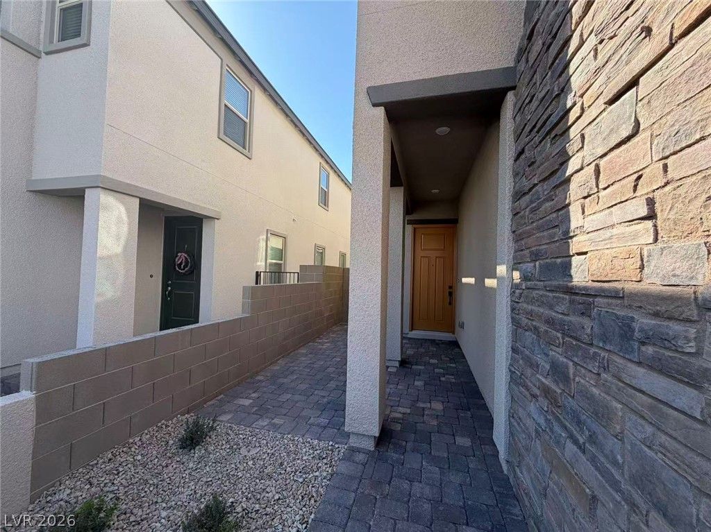 519 La Vista Acres Lane — photo 2