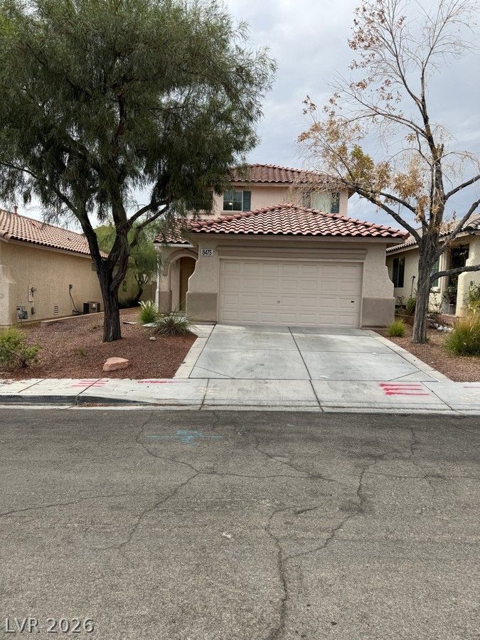 8475 Regal Hills Court — photo 2
