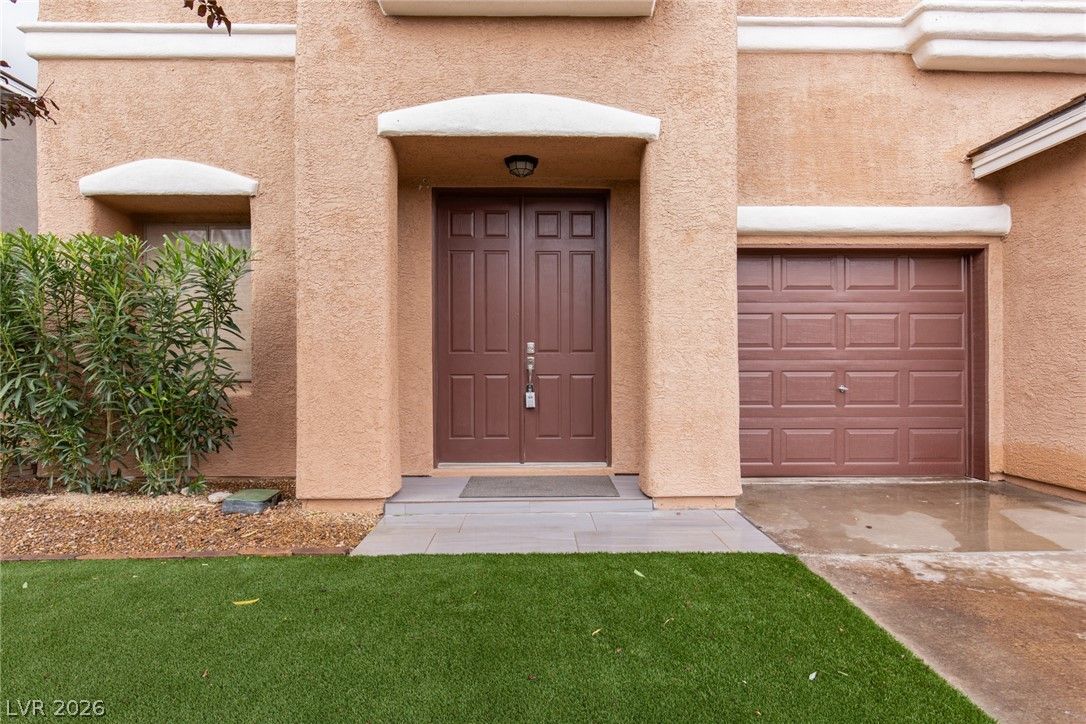 57 Ashby Hills Court — photo 2
