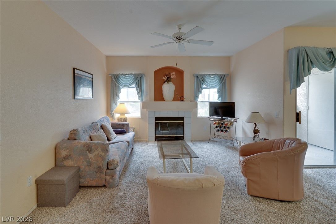 5415 West Harmon Avenue 1081 — photo 2