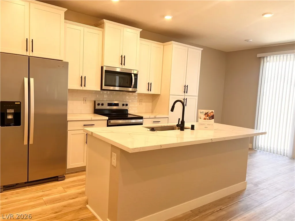3232 Lahontan Street — photo 5