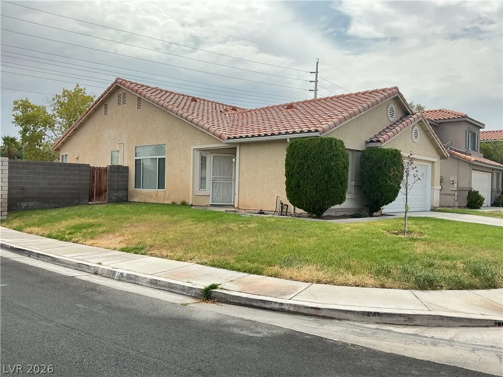 635 LANDVIEW Court 0 — photo 2