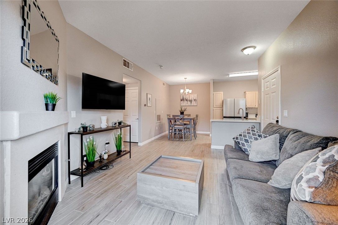 855 North Stephanie Street 1013 — photo 4 of 20