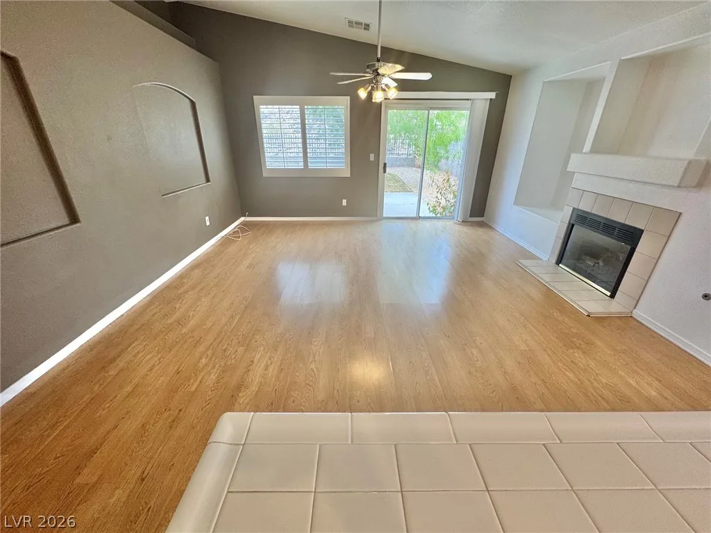1396 Dragon Rock Drive — photo 4