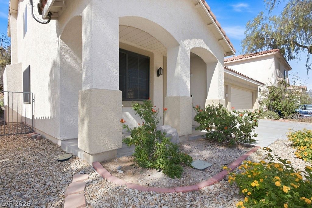 2376 Tilden Way — photo 4