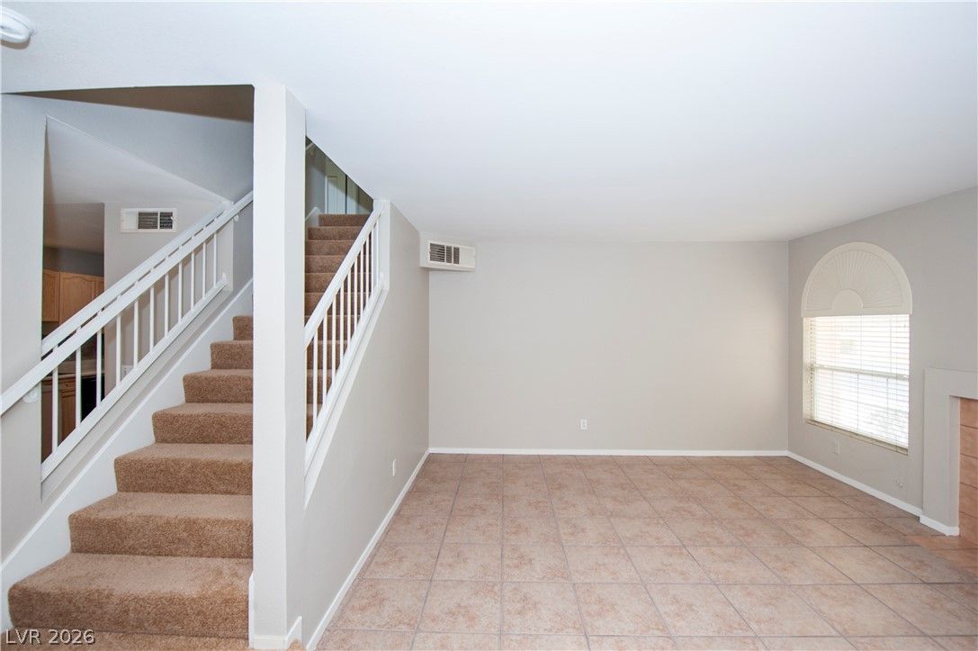 8444 Stoney Bluff Avenue — photo 2