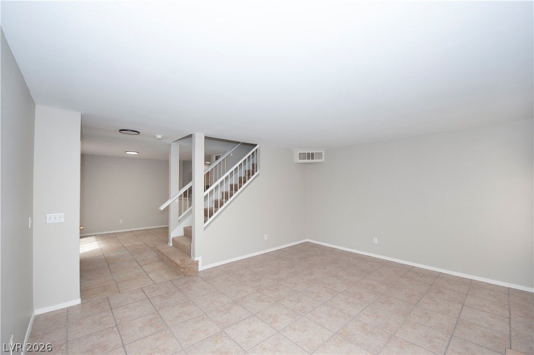 8444 Stoney Bluff Avenue — photo 3