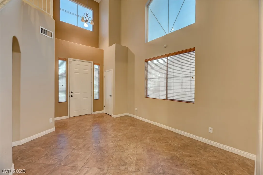 998 Veranda View Avenue — photo 2