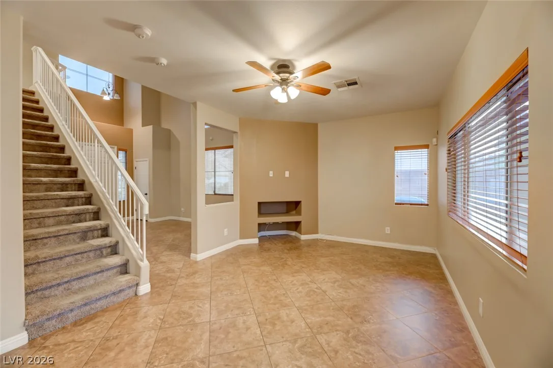 998 Veranda View Avenue — photo 4