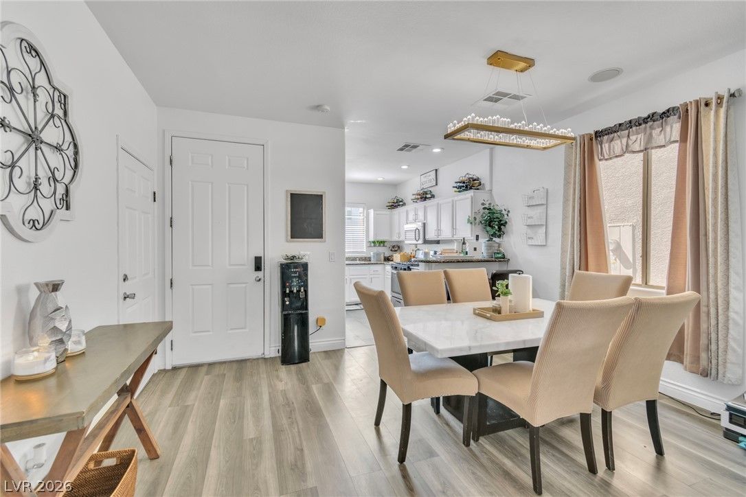 10210 Viterbo Street — photo 4