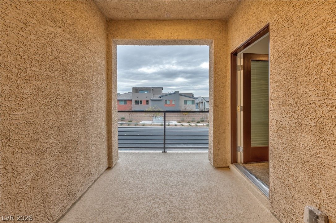 2553 Venetia Pointe Street — photo 5 of 15
