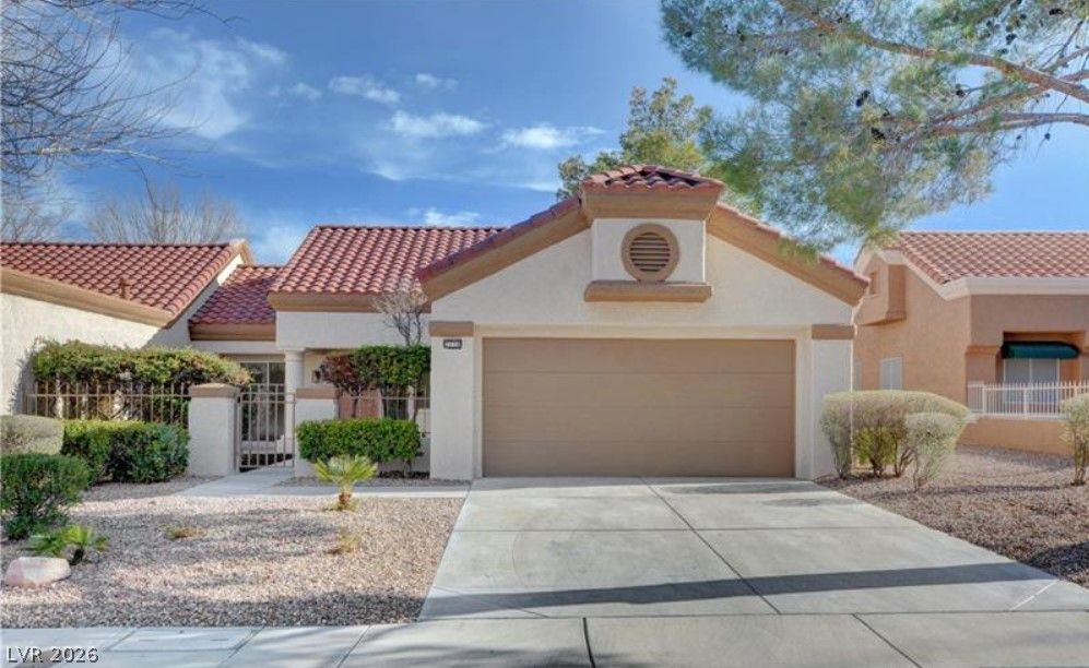 2716 Showcase Drive — photo 3 of 45