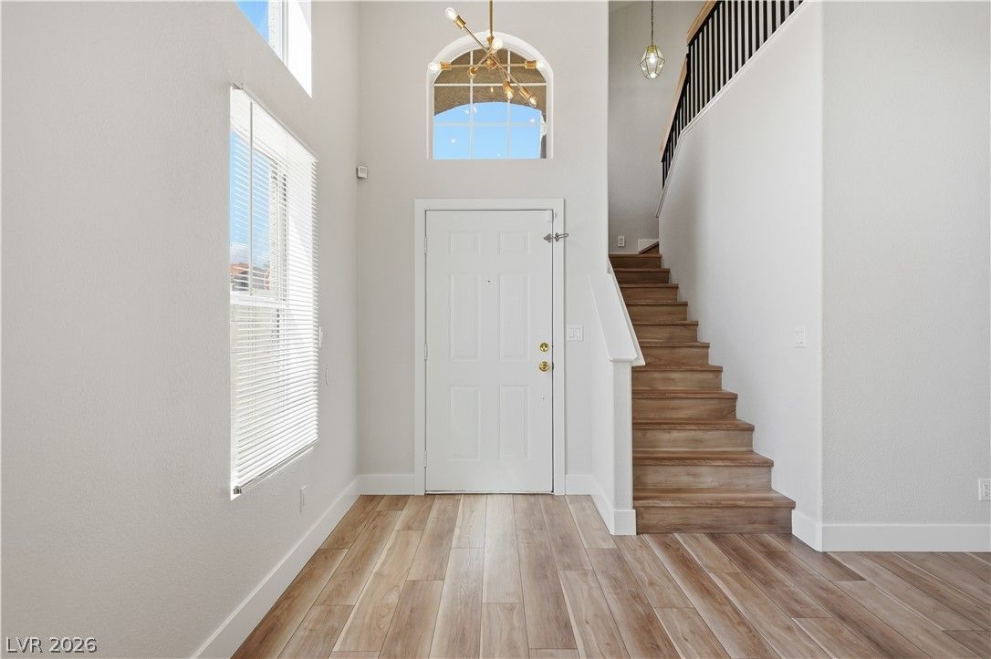 1620 Western Lily Street — photo 2