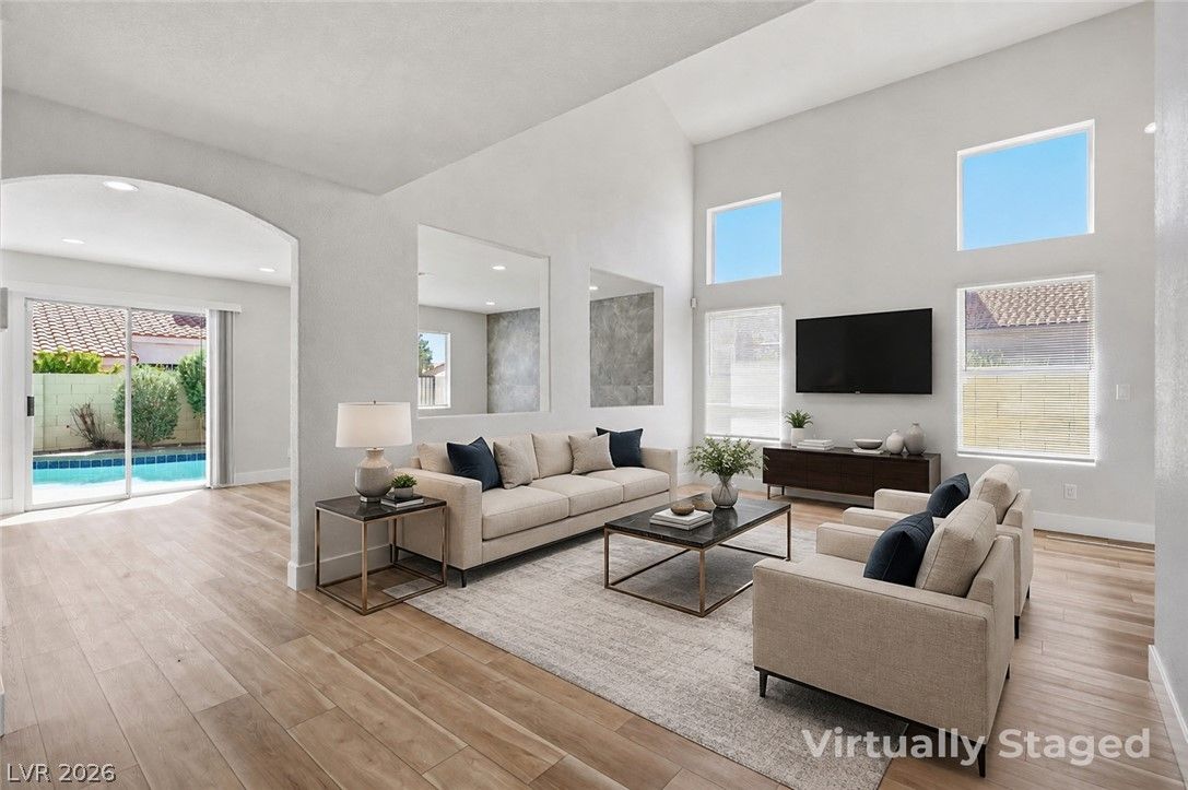 1620 Western Lily Street — photo 3
