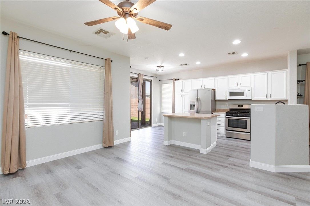 6521 Raven Hall Street — photo 3