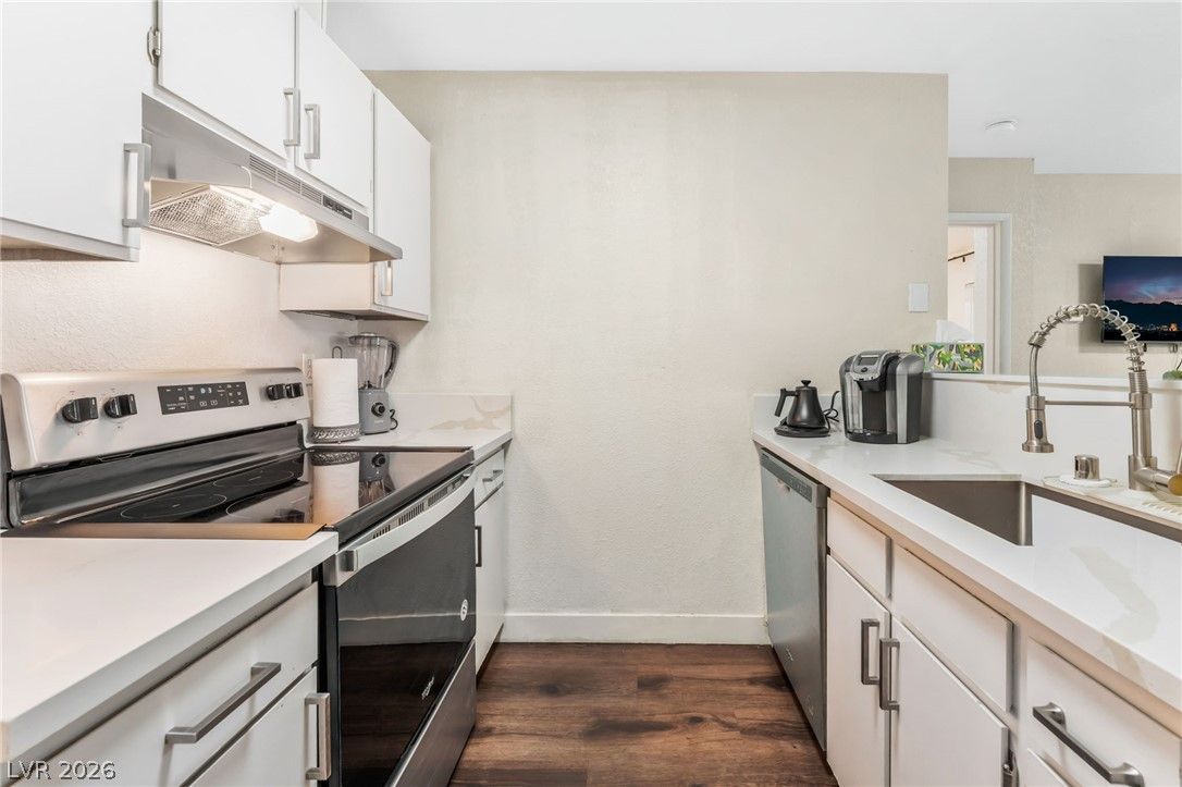 3602 Gaylord Drive 155 — photo 4