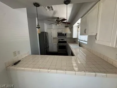 3908 Seaton Place — photo 3
