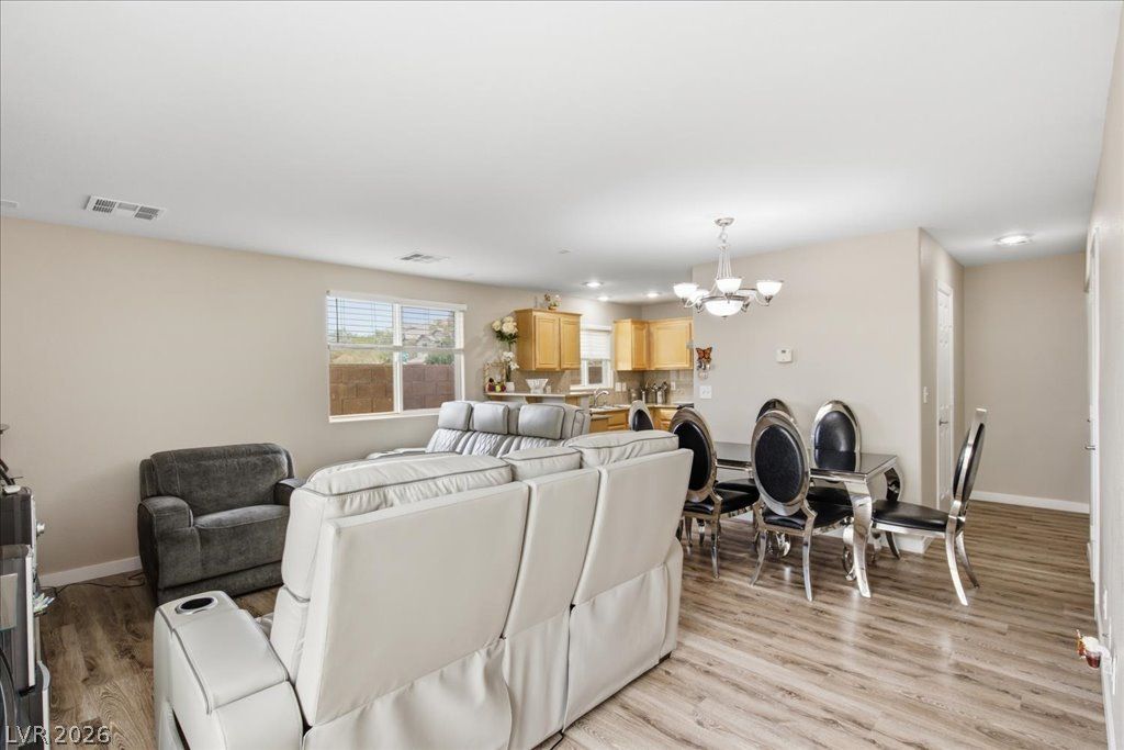 10818 Rosabella Street — photo 4