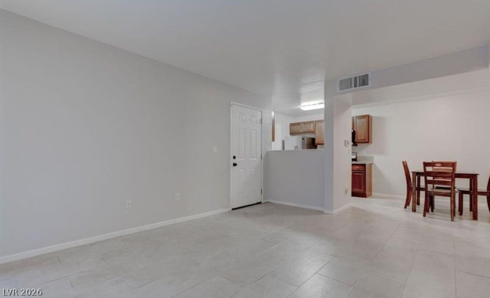 7885 West Flamingo Road 1016 — photo 2 of 17