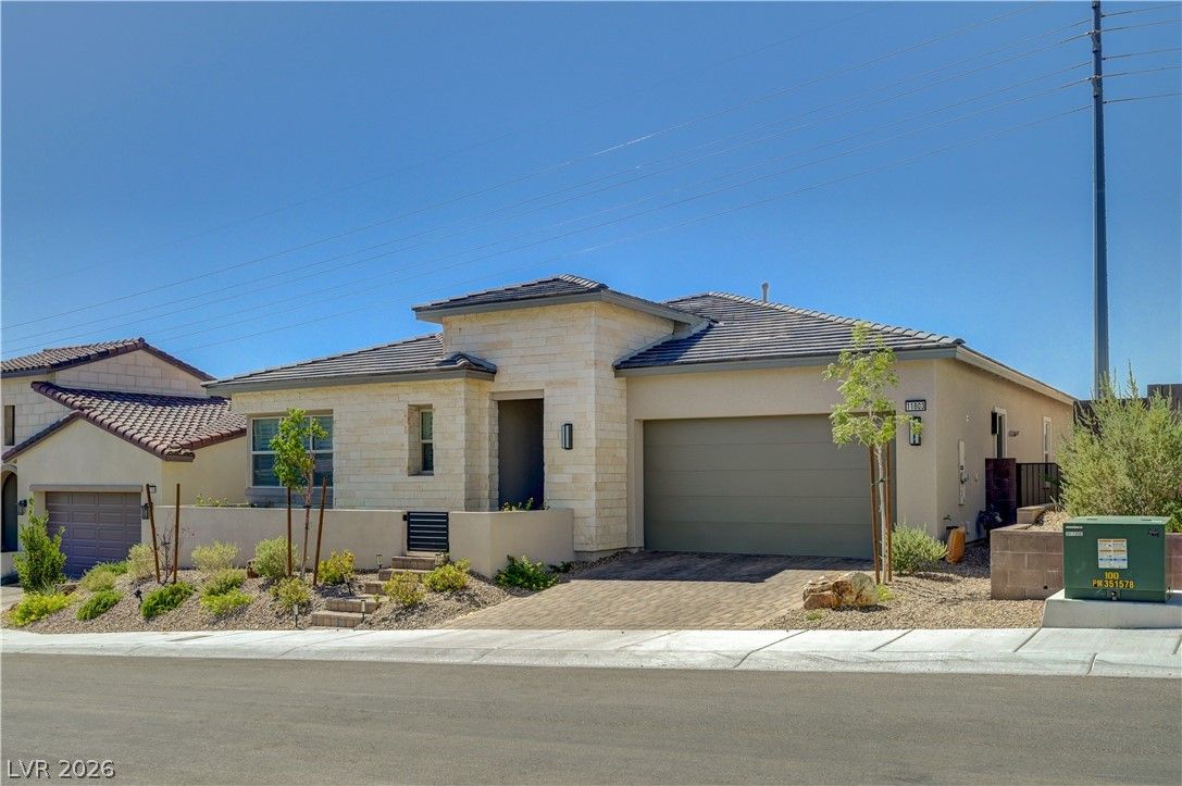 11803 Giroma Avenue — photo 2