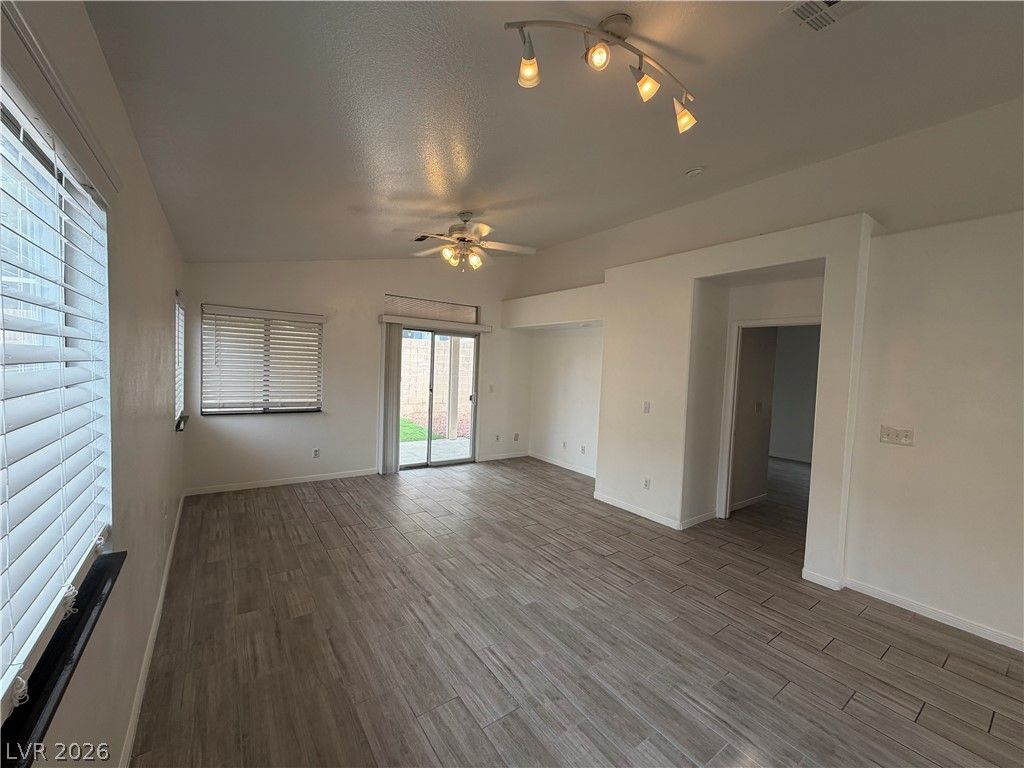 5905 Silver Heights Street — photo 5 of 14
