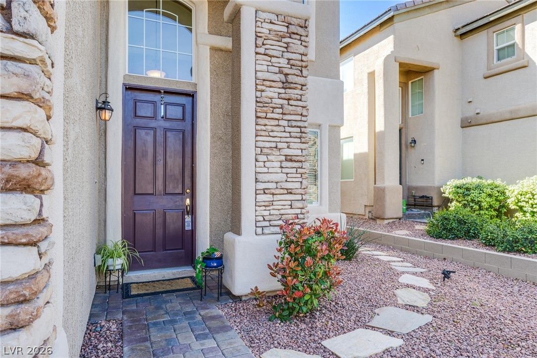 10067 Cranbrook Falls Court — photo 4