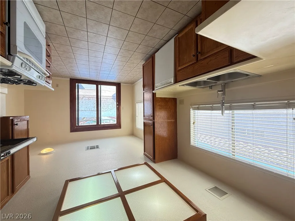 7756 Cobden Court — photo 5