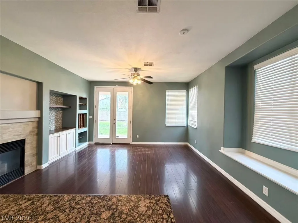 8901 Square Knot Avenue — photo 5