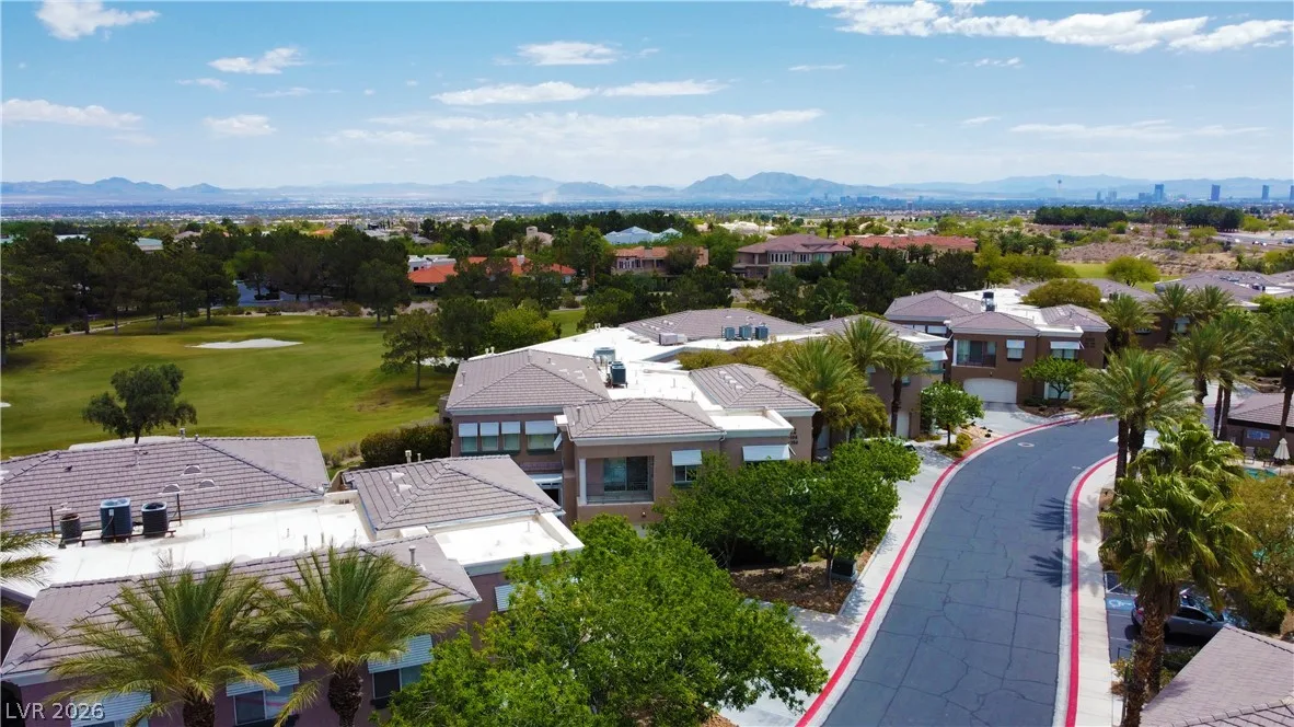 9116 Vista Greens Way 202 — photo 2