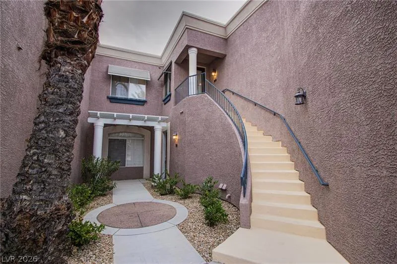 9116 Vista Greens Way 202 — photo 5