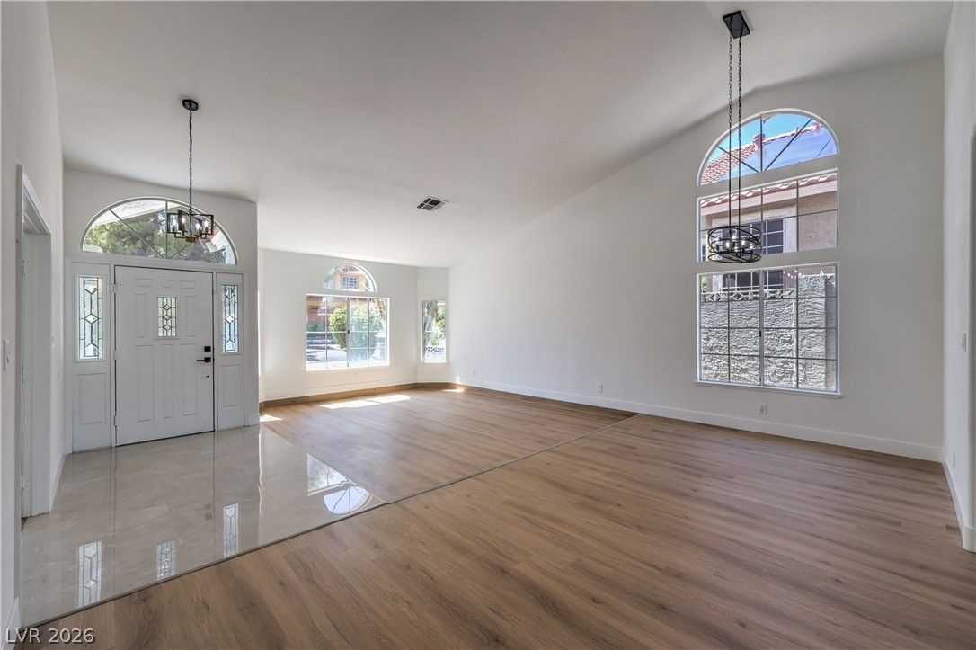 8604 Grandbank Drive — photo 4 of 39
