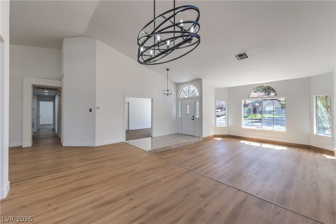 8604 Grandbank Drive — photo 5 of 39