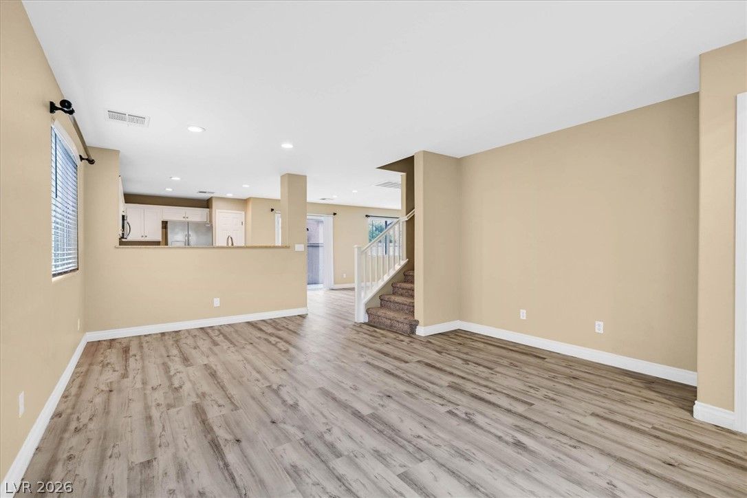 11917 Haven Street — photo 3