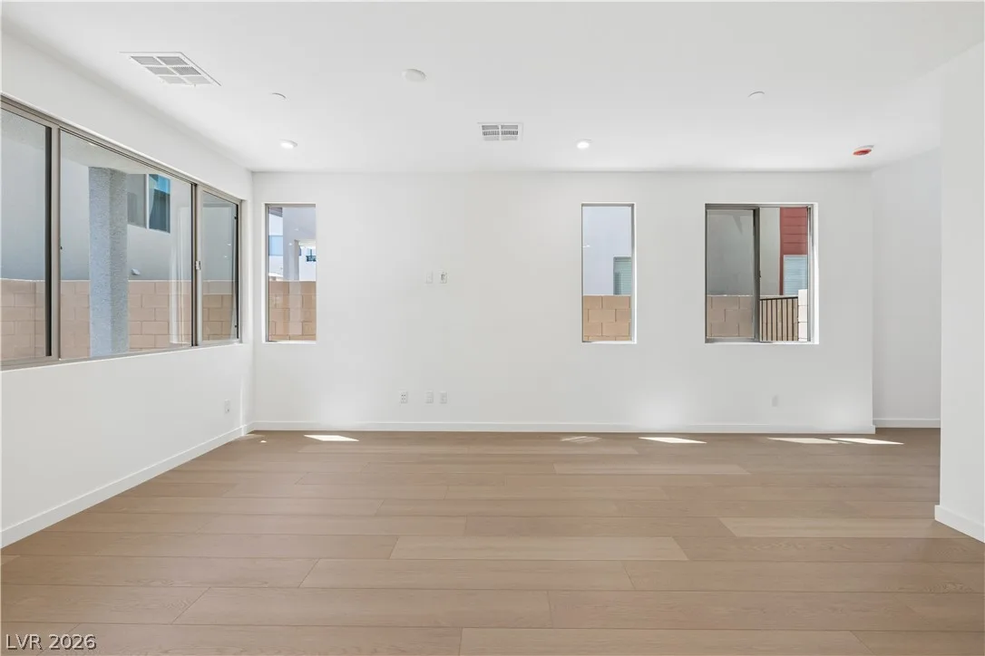 4285 Park Edge Court — photo 4