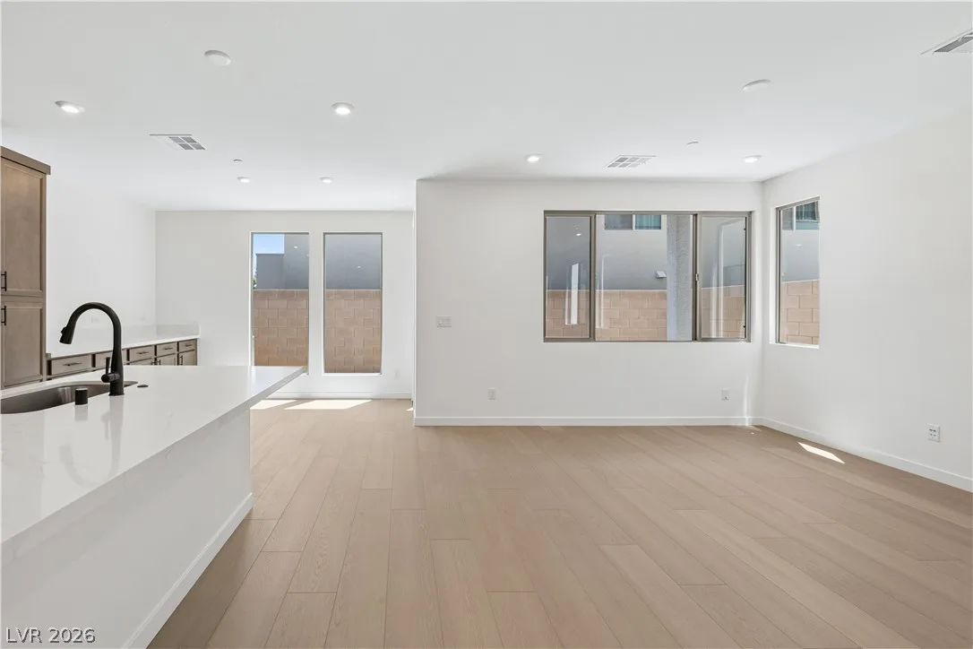 4285 Park Edge Court — photo 5